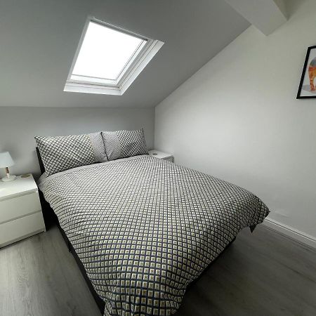Ryan Air I Bnb - Lfc Apartments Liverpool Extérieur photo