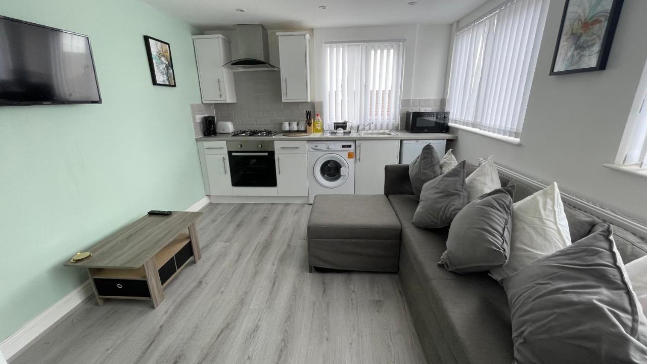 Ryan Air I Bnb - Lfc Apartments Liverpool Extérieur photo