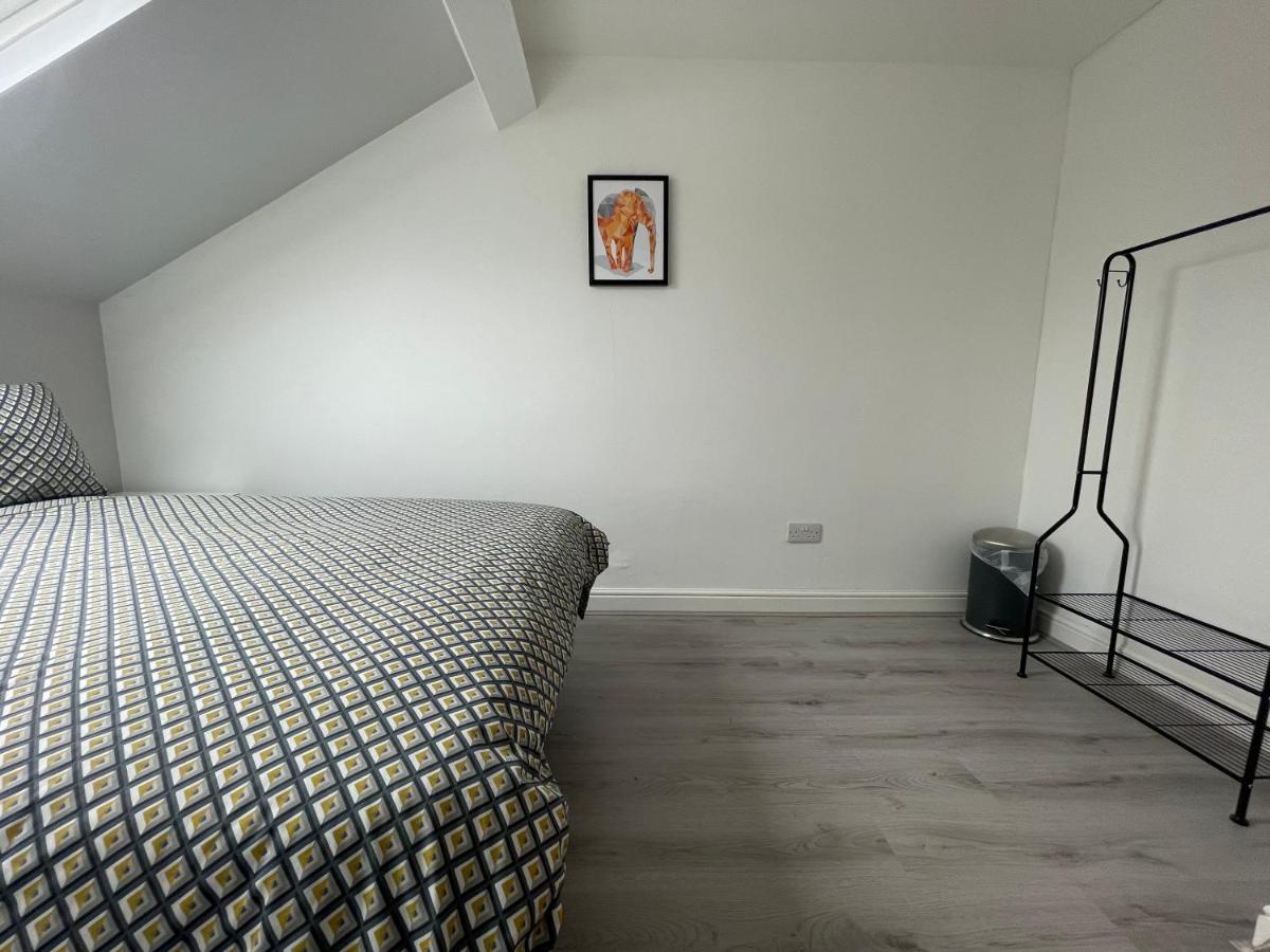 Ryan Air I Bnb - Lfc Apartments Liverpool Extérieur photo